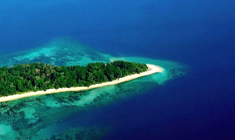 hotels near laxmanpur beach