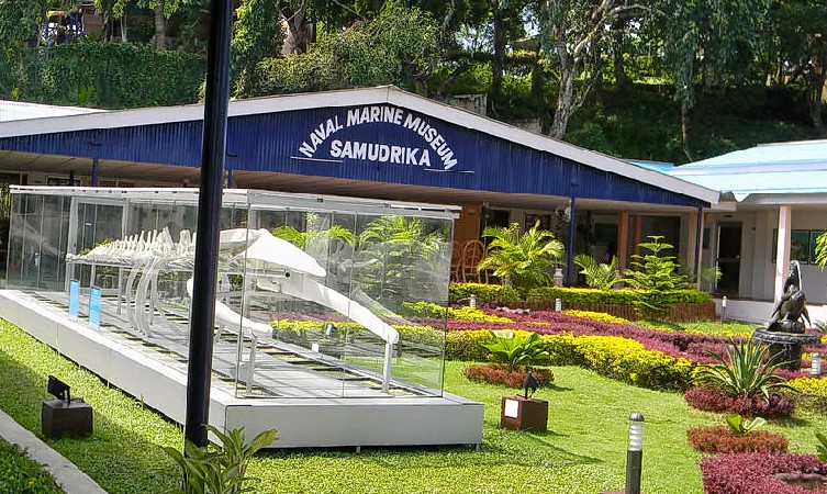 hotels near laxmanpur beach